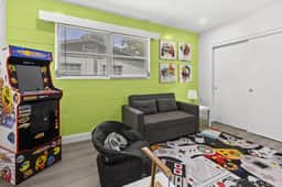 Fun Family Home Near UF w/ Game Room & Patio