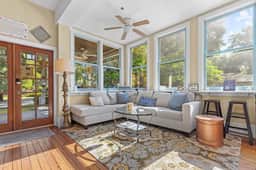 Gainesville's Downtown Getaway: Sleeps 18 with 7 BR/ 7.5 BA- Events