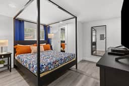 Gator Pad Near UF – Sleeps 7 w/ Game Room