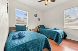 Spacious 3BR Retreat in SW Gainesville | Near UF - Image 5