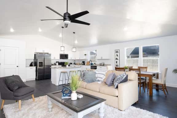 New Home- Sleeps 8 -Near Gainesville & Springs - Image 1