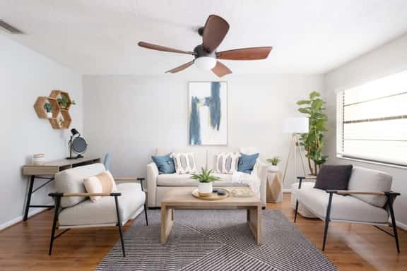 Quiet, Updated 2 bed / 2 bath Condo - Image 1