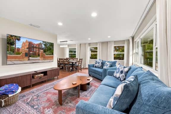 Gator Getaway | Walk to UF & Stadium | Sleeps 12 - Image 1