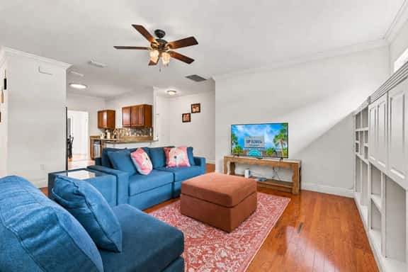 Spacious 3BR Retreat in SW Gainesville | Near UF - Image 1