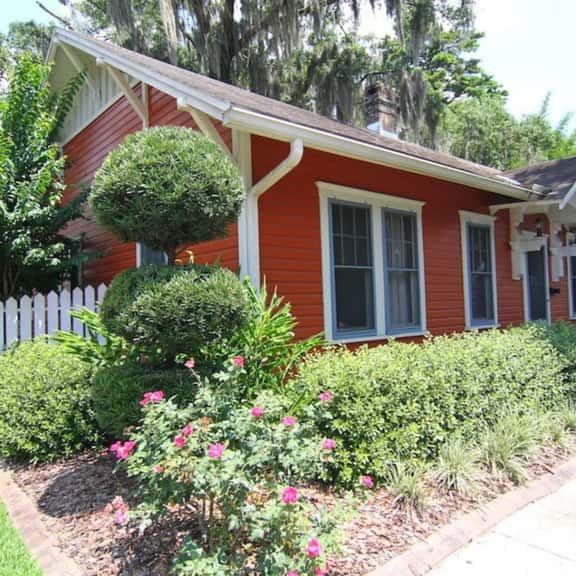 Downtown 2 BR Home w/ Yard + Work Space + Free Parking - Image 1