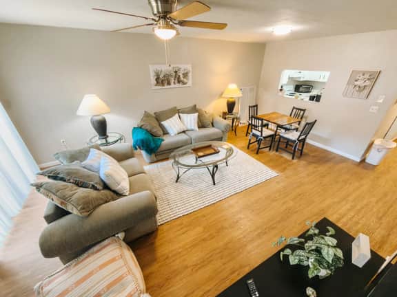 2 bed/1.5 bath next to Celebration Pointe + Butler Plaza + POOL!