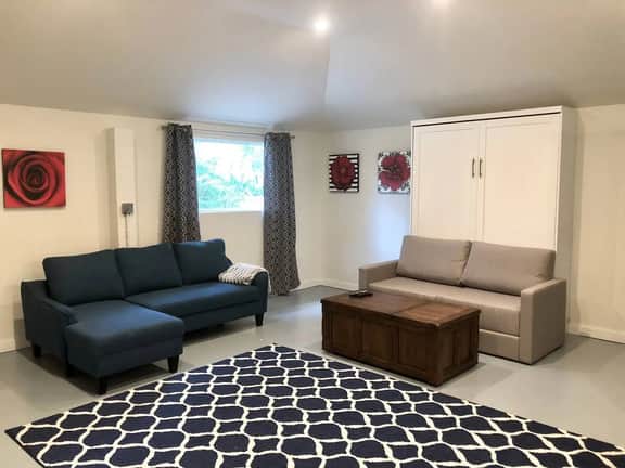 Beautiful Guest Studio- Sleeps 4- Walk to Stadium