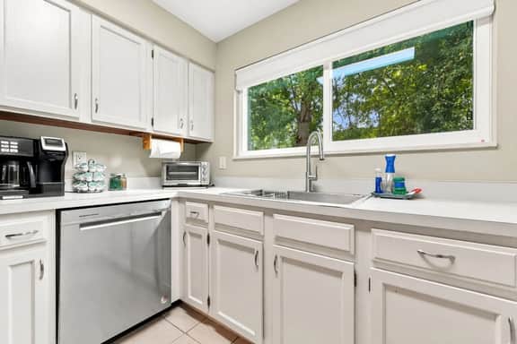 Near UF & Downtown | Spacious Home + Backyard - Image 4