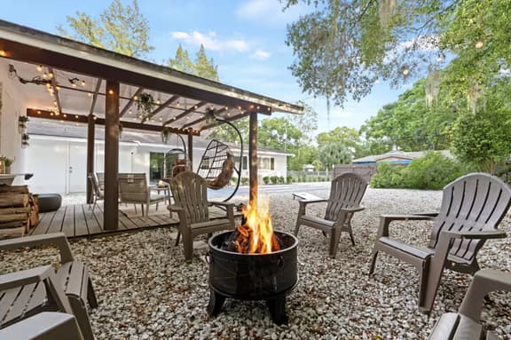 Fun Family Home Near UF w/ Game Room & Patio