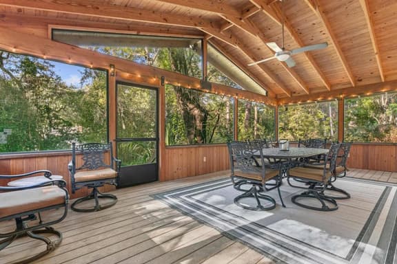Spacious 4BR Home Near UF - Perfect for Families