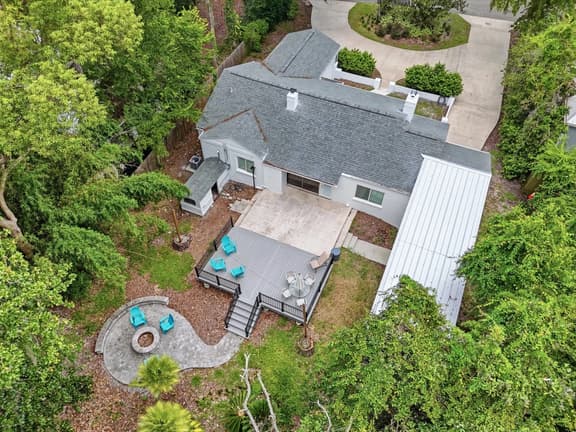 Walk to UF & Stadium | Backyard + Firepit! - Image 1