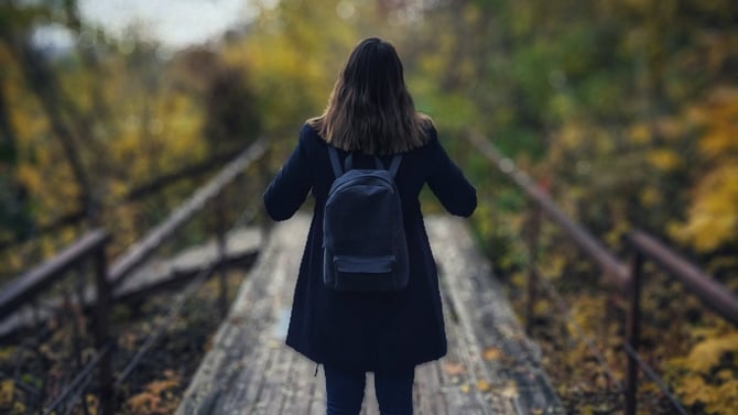 The Solo Female Traveler and the Inns